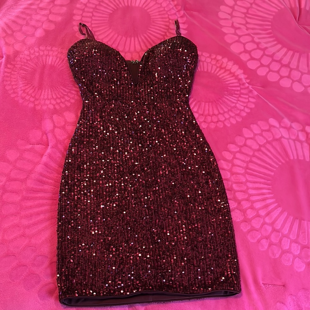 burgundy party dress